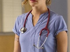 Complications: 1x05 Outbreak - zdjęcia promocyjne