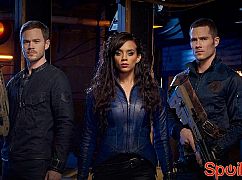 Zdjęcia promocyjne obsady 1 sezonu serialu Killjoys