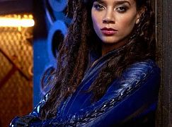 Zdjęcia promocyjne obsady 1 sezonu serialu Killjoys