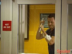 Complications: 1x01 Patient Farmer: Bacterial Meningitis - zdjęcia promocyjne