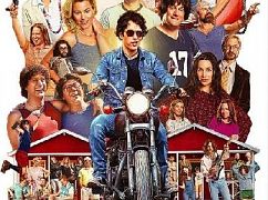 Plakaty promocyjne 1 sezonu serialu Wet Hot American Summer
