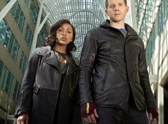 Zdjęcia promocyjne obsady 1 sezonu serialu Raport mniejszości