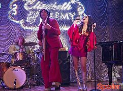 Sex&Drugs&Rock&Roll: 1x07 Supercalifragilisticjuliefuckingandrews - zdjęcia promocyjne