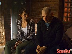 Wirus: 2x08 Intruders - zdjęcia promocyjne