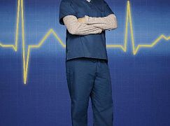 Zdjęcia promocyjne obsady 1 sezonu serialu Dr. Ken