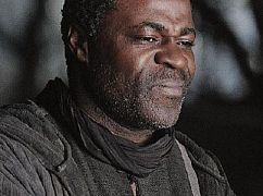 Zdjęcia promocyjne obsady 1 sezonu serialu The Bastard Executioner