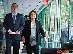 Żona idealna: 7x01 Bond - zdjęcia promocyjne