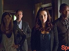 Pamiętniki wampirów: 7x01 Day One of Twenty-Two Thousand, Give or Take - zdjęcia promocyjne