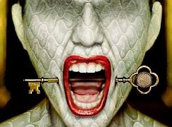 Plakaty promocyjne 5 sezonu serialu American Horror Story