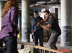The Mysteries of Laura: 2x04 The Mystery of the Convict Mentor - zdjęcia promocyjne