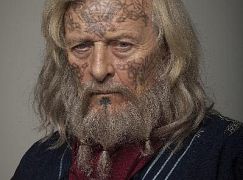 Zdjęcia promocyjne obsady 1 sezonu serialu The Last Kingdom