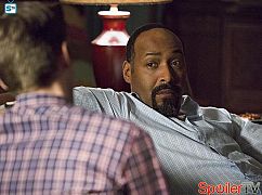 The Flash: 2x03 Family of Rogues - zdjęcia promocyjne