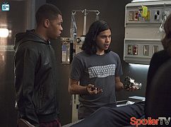The Flash: 2x04 The Fury of Firestorm - zdjęcia promocyjne