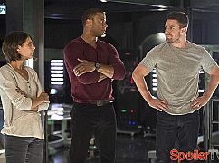 Arrow: 4x05 Haunted - zdjęcia promocyjne