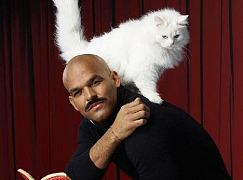 Zdjęcia promocyjne obsady 1 sezonu serialu Telenovela