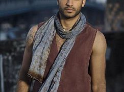 Zdjęcia promocyjne obsady 1 sezonu serialu The Magicians