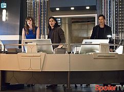 The Flash: 2x06 Enter Zoom - zdjęcia promocyjne