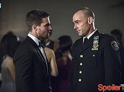 Arrow: 4x07 Brotherhood - zdjęcia promocyjne