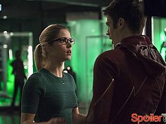 The Flash: 2x08 Legends of Today - zdjęcia promocyjne