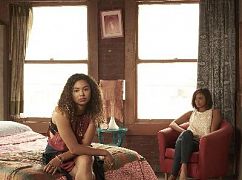 Zdjęcia promocyjne obsady 1 sezonu serialu Recovery Road