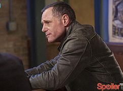 Chicago PD: 3x10 Now I'm God - zdjęcia promocyjne