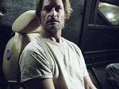 Colony: 1x01 Pilot - zdjęcia promocyjne
