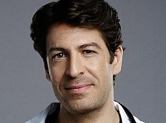 Zdjęcia promocyjne obsady 1 sezonu serialu Heartbreaker