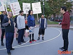Man Seeking Woman: 2x01 Wings - zdjęcia promocyjne
