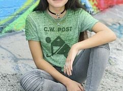 Recovery Road: 1x02 The Art of the Deal - zdjęcia promocyjne