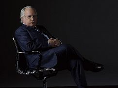 Zdjęcia promocyjne obsady 1 sezonu serialu Madoff