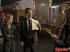Z Archiwum X: 10x03 Mulder & Scully Meet the Were-monster - zdjęcia promocyjne