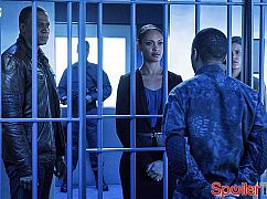 Arrow: 4x11 A.W.O.L. - zdjęcia promocyjne