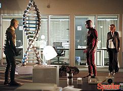 The Flash: 2x11 The Reverse-Flash Returns - zdjęcia promocyjne
