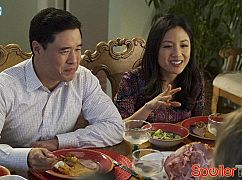 Fresh Off the Boat: 2x12 Love and Loopholes - zdjęcia promocyjne