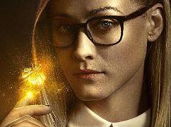 Plakaty promocyjne postaci 1 sezonu serialu Czarodzieje