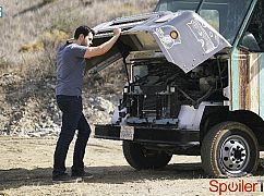 Young and Hungry: 3x01 Young & The Next Day - zdjęcia promocyjne