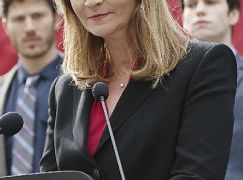 The Family: 1x01 Pilot - zdjęcia promocyjne