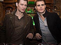 Plakaty promocyjne 3 sezonu serialu The Originals