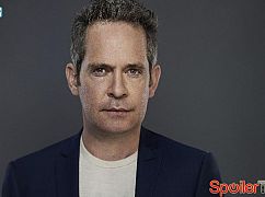 Zdjęcia promocyjne obsady 1 sezonu serialu The Night Manager