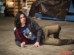 The Flash: 2x13 Welcome to Earth-2 - zdjęcia promocyjne