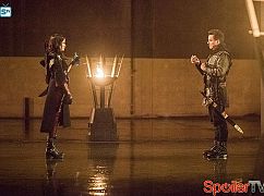 Arrow: 4x13 Sins of the Father - zdjęcia promocyjne