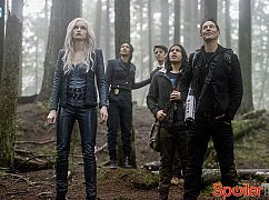 The Flash: 2x14 Escape from Earth-2 - zdjęcia promocyjne