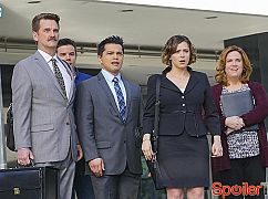 Crazy Ex-Girlfriend: 1x13 Josh and I Go to Los Angeles! - zdjęcia promocyjne