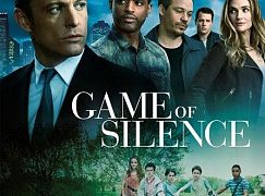 Plakaty promocyjne 1 sezonu serialu Game of Silence