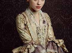 Zdjęcia promocyjne obsady 2 sezonu serialu Outlander