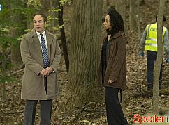 The Family: 1x03 Of Puppies and Monsters - zdjęcia promocyjne