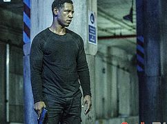 Colony: 1x10 Getaway - zdjęcia promocyjne
