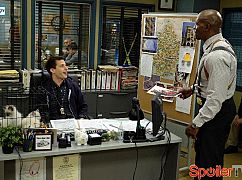 Brooklyn Nine-Nine: 3x19 Terry Kitties - zdjęcia promocyjne