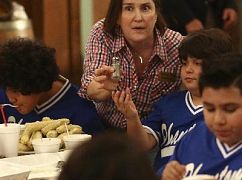 Fresh Off the Boat: 2x16 Tight Two - zdjęcia promocyjne