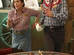 Fresh Off the Boat: 2x16 Tight Two - zdjęcia promocyjne